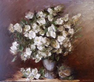 Zátišie s bielymi kvetmi